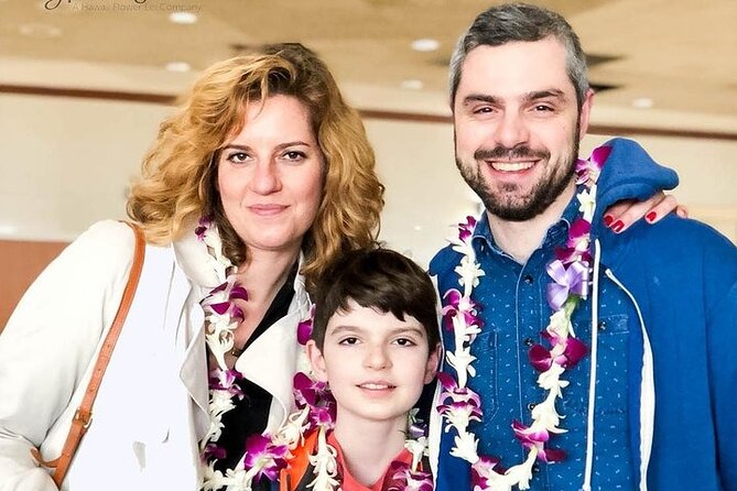 Traditional Airport Lei Greeting on Kona Hawaii - Lei History and Additional Information