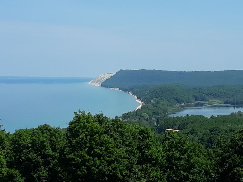 Traverse City: 6-Hour Tour of Sleeping Bear Dunes - Location Details and Scenic Routes