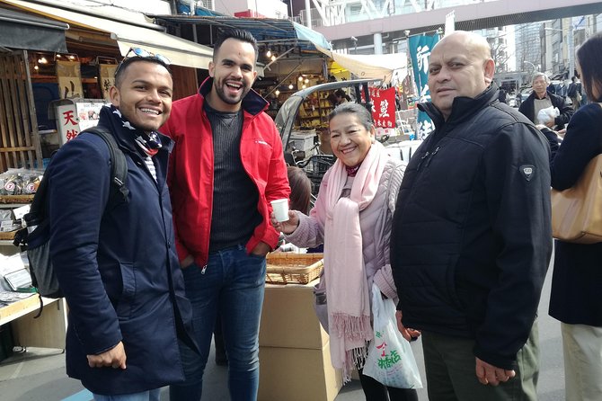 Tsukiji Food and Toyosu Market With Government-Licensed Guide - Guide Expertise