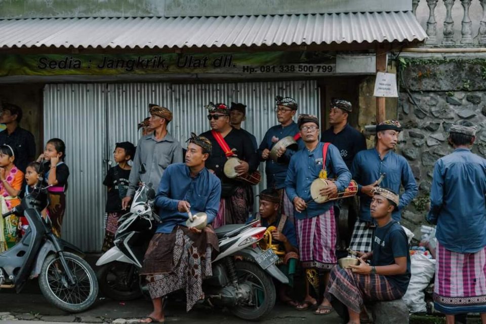 Ubud: Downhill Cycling With Volcano, Rice Terraces and Meal - Inclusions