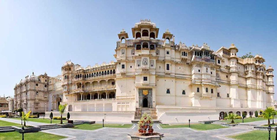 Udaipur: Palace of Udaipur & Jagdish Temple Walking Tour - Booking Information