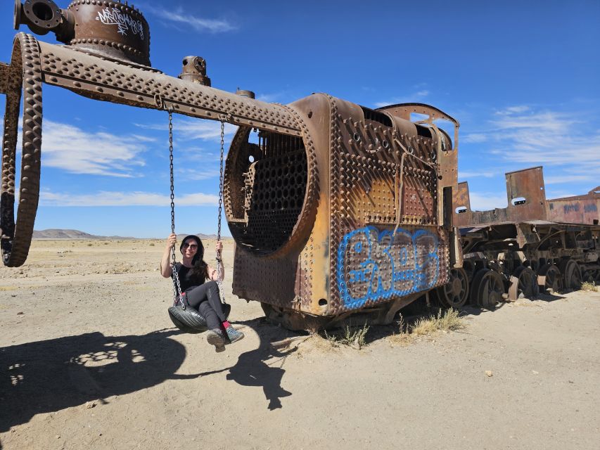 Uyuni: Isla Incahuasi & Uyuni Salt Flats Full-Day Jeep Tour - Inclusions