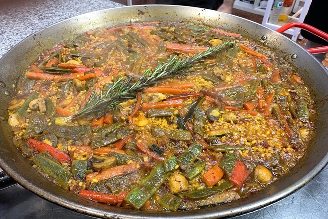Vegetable Paella Cooking Class, Tapas and Visit Market - Traveler Experience Highlights