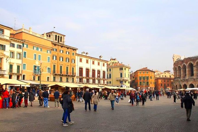 Verona City Sightseeing Walking Tour of Must-See Sites With Local Guide - Reviews