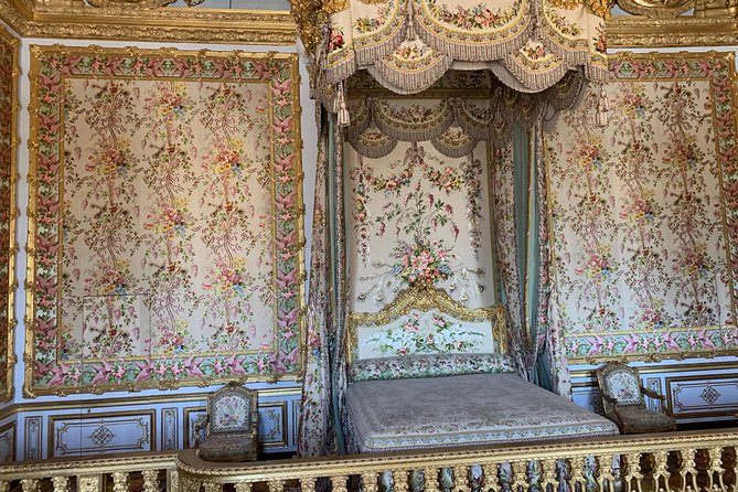 Versailles Palace and Giverny Private Guided Tour From Paris - Tour Highlights
