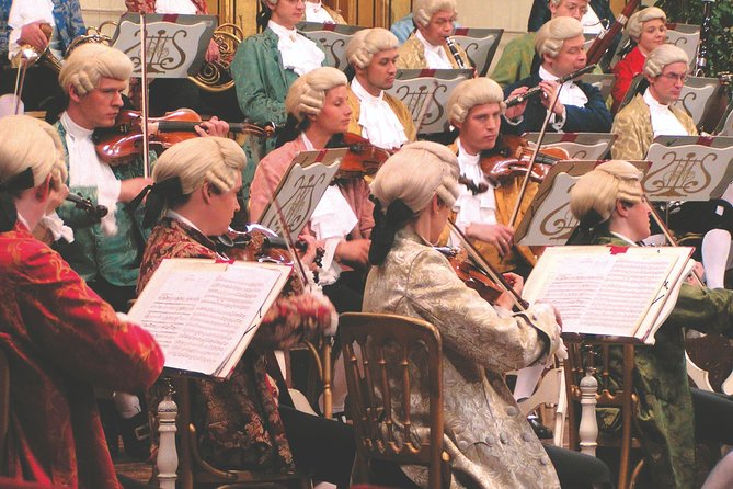 Vienna Mozart Concert in Historical Costumes at the Musikverein - Audience Experience at the Performance