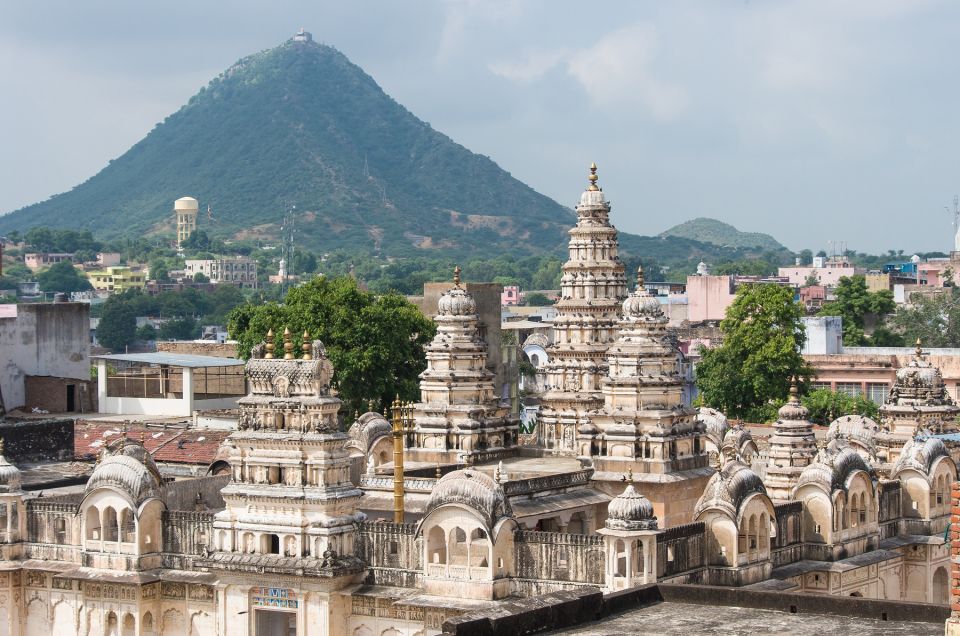 Visit Pushkar & Chittor Fort With Udaipur Drop From Jaipur - Chittorgarh Fort Exploration