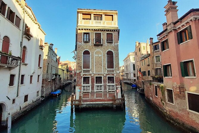 Walking Tour and Enchanting Gondola Journey in Venice - Additional Tour Information