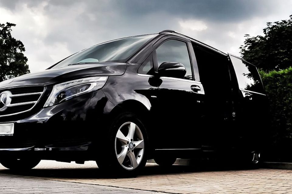 Warsaw City/Airport Okecie: Private Transfer From/To Krakow - Personalized Service