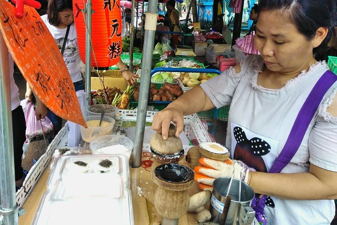 WoknRoll Taipei Walking and Historical Food Tour - Local Flavors