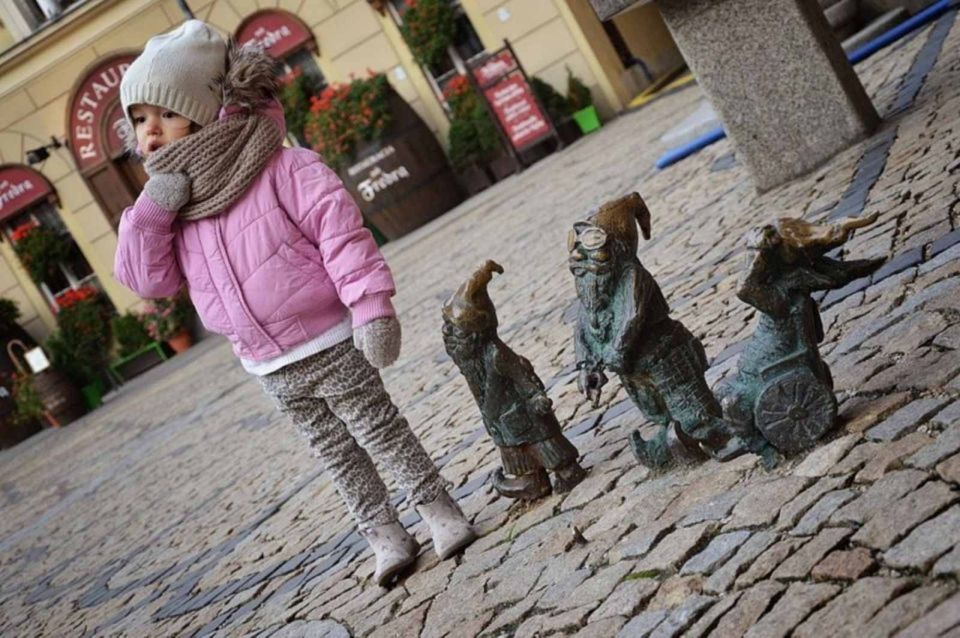 Wrocław: 3-Hour Guided Tour for Children - Family-Friendly Tour Experience