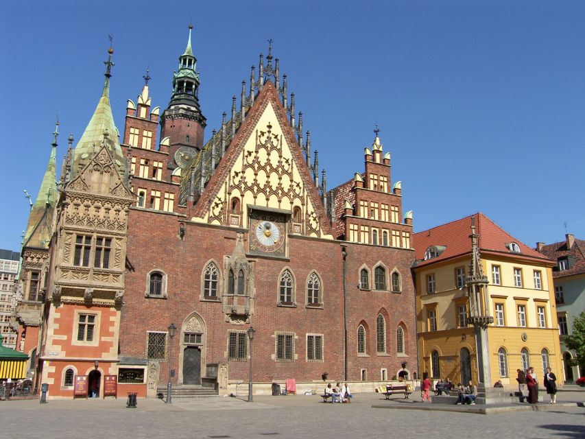 Wroclaw: Old City Walk and Cruise With Small Gondola - Location Details