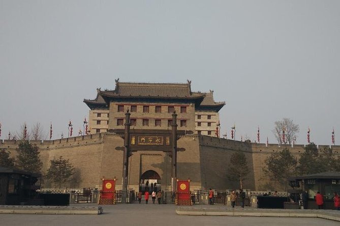 Xian Private Day Tour With Airport Transfer: Terracotta Warriors and City Wall - Maximize Time in Xian