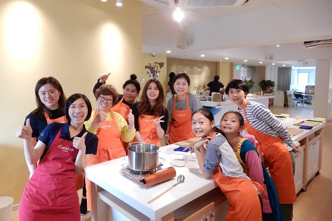 Xiao Long Bao & Boba Tea Cooking Class In Taipei