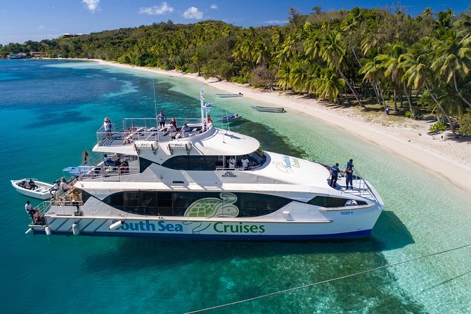 Yasawa Islands Explorer Cruise With Lunch - Dining Experience