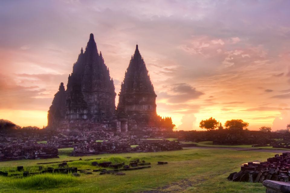 Yogyakarta: Prambanan Temple Afternoon Guided Tour - Afternoon View and History