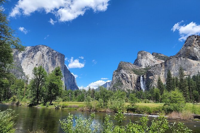 Yosemite Highlights Small Group Tour - Scenic Stops and Photo Ops