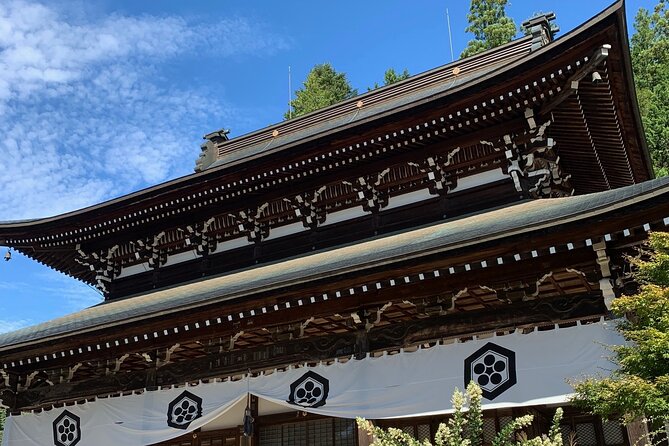 Zen Meditation and Higashiyama Temples Walking Tour - Walking Tour Highlights