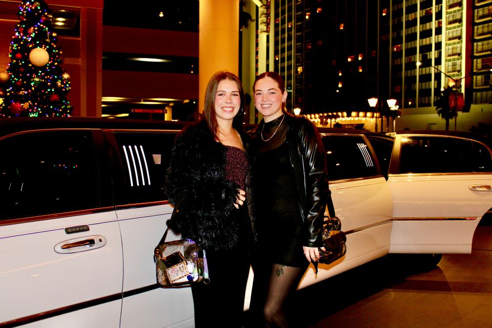 1.5 Hr Las Vegas Strip Limo Tour With Champagne and Photos - Scenic Drive and Sunset Views