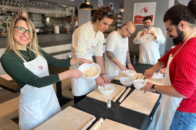 1 Hour Pasta Making Class in Rome - Booking and Contact Details