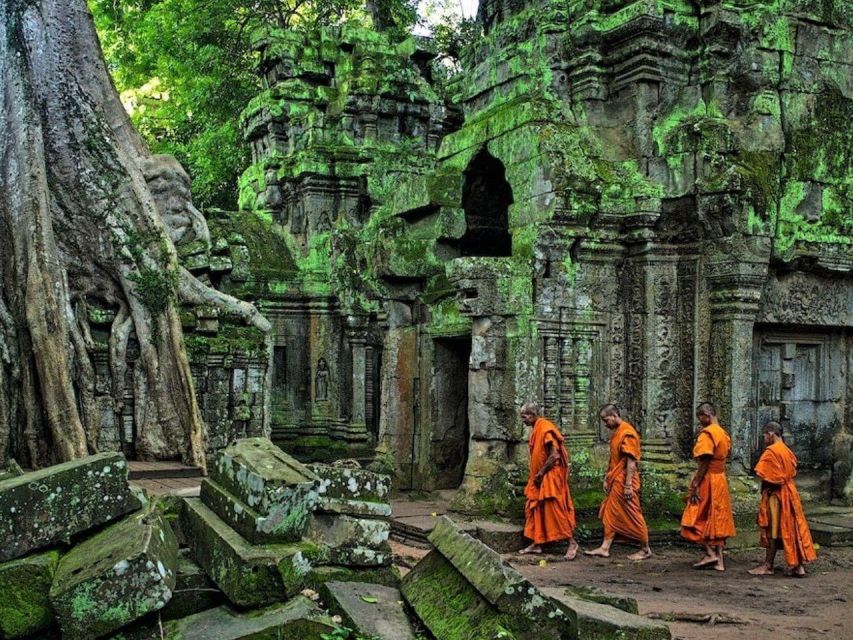 2 Day Private Guided Tour in Angkor Temples, Cambodia - Local Village Experience
