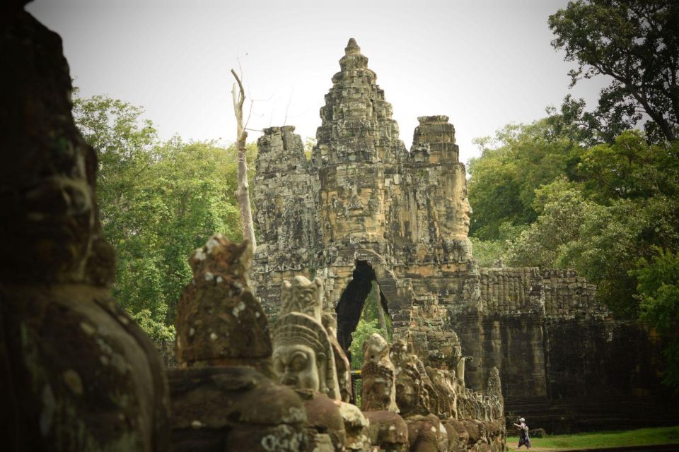 2-Day Tour Angkor Ta Prohm, Tonle Sap Lake, and Banteay Srey - Ta Prohm Temple Exploration