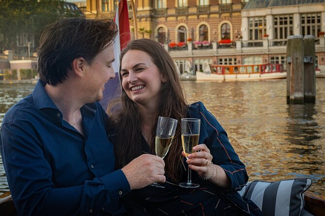 2-Hour Unique Amsterdam Dinner Cruise on a Historic Saloon Boat - Meeting Point Details