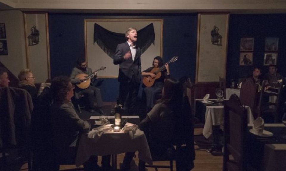 3-Hour Porto by Night Tour With Fado Show & Dinner - Common questions