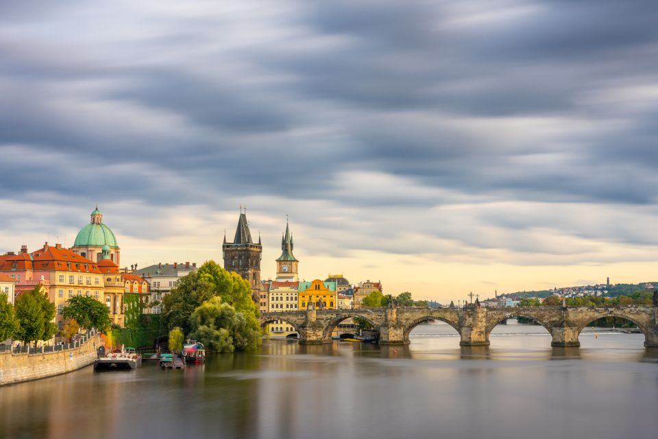 3-hour Walking Photo Tour in Prague - Tour Route Overview