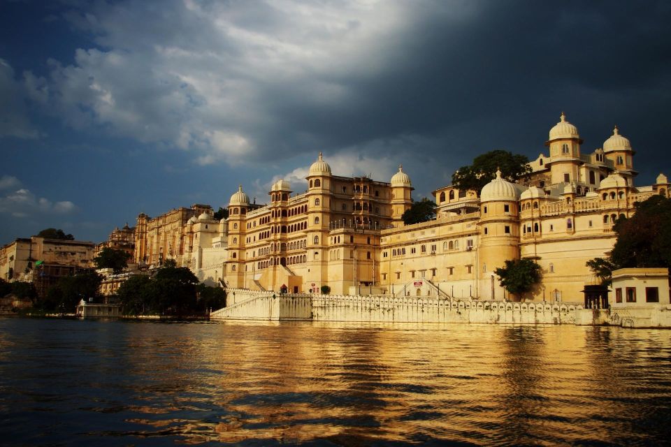 6 Days Golden Triangle Delhi - Agra - Jaipur - Udaipur Tour - Leisure Day in Udaipur