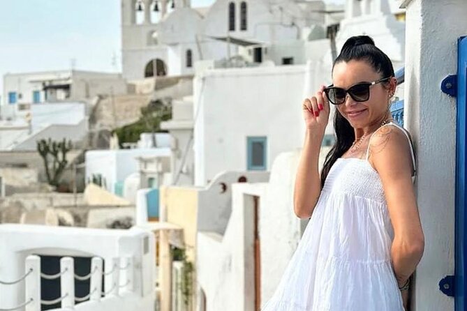 6-hour Santorini Tour, All Must-see Places, Photoshoot and History Lesson - Historical Insights