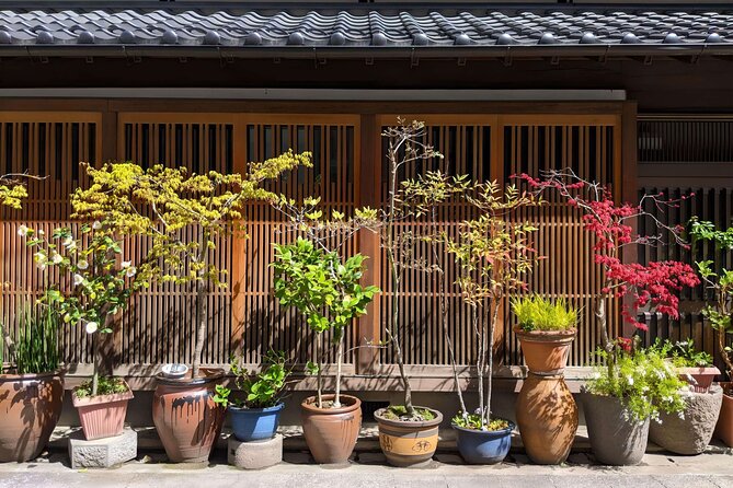 7 Lucky Gods & Zenko-ji Temple, Nagano: Private Walking Tour - Meeting Point Information