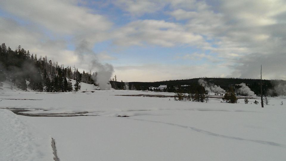 9-Day Winter Yellowstone Tour With Southern Utah and Arizona - Booking Information and Price