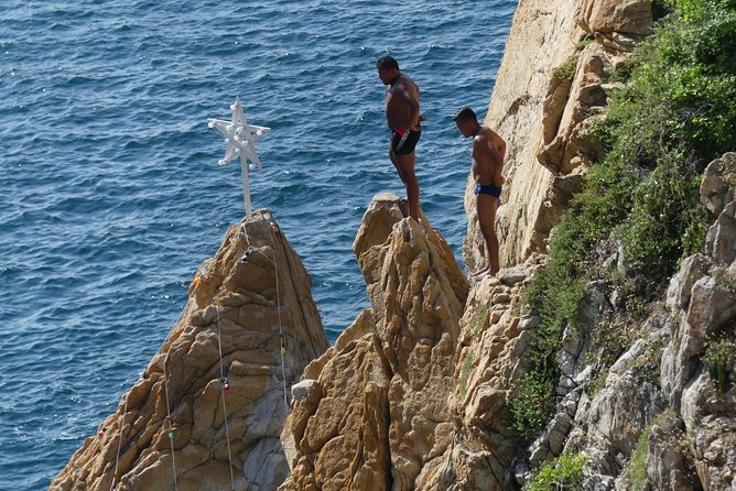 Acapulco Half-Day Highlights Tour With Chapel of Peace Market - Tour Directions and Itinerary