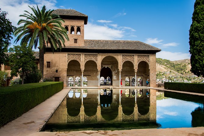 Alhambra and Nasrid Palaces Ticket With Audioguide - Common questions