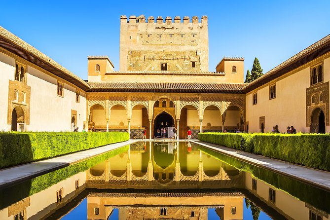 Alhambra With Nazaries Palaces Skip the Line Tour From Seville - Tour Itinerary Details