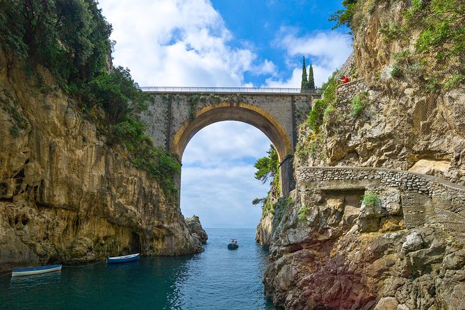 Amalfi Coast Self-Drive Boat Rental - Common questions