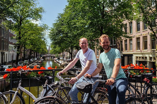 Amsterdam PRIVATE Bike Tour With Locals: Bike & Local Snack Included - Tour Itinerary