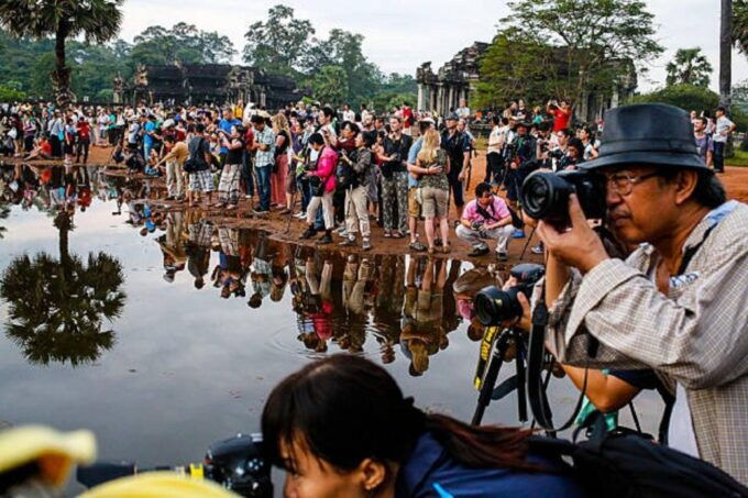 Angkor Wat: Guided Sunrise Bike Tour W/ Breakfast and Lunch - Experience Itinerary