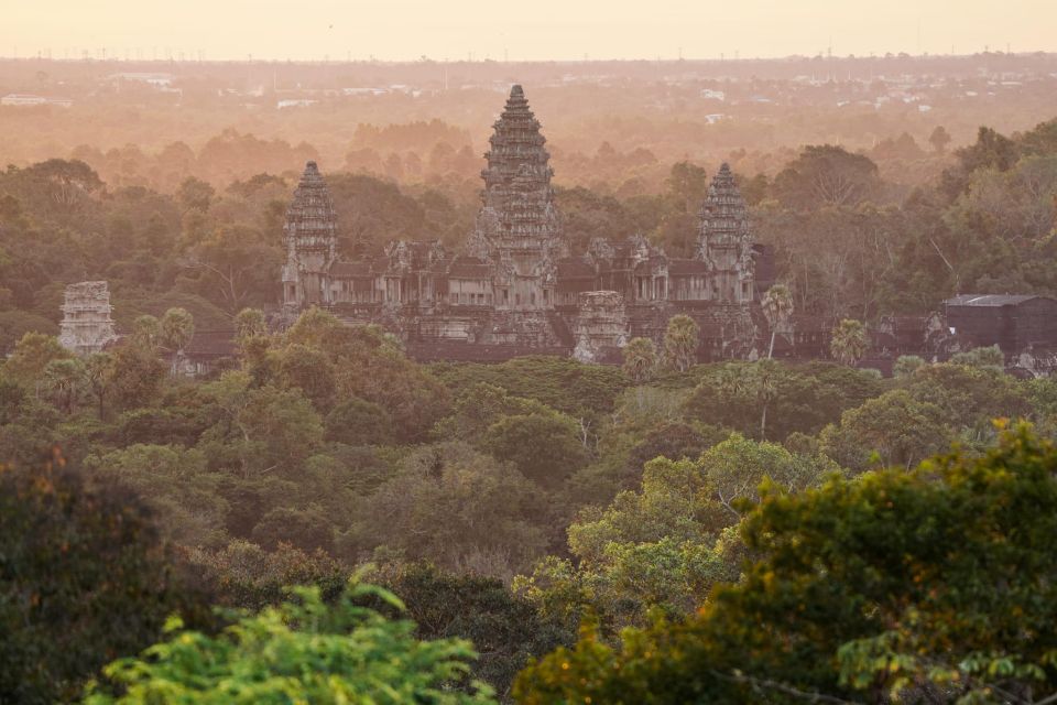 Angkor Wat,Angkor Thom, Bayon and Jungle Temple Ta Promh - Private Guided Tour