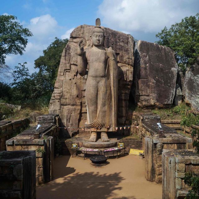 Anuradhapura Ancient City Guided Day Tour From Kandy - Additional Tour Information