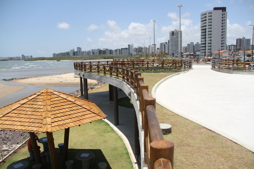 Aracaju: Guided Panoramic City Tour With Pickup With Markets - Adventure in Northeast Region