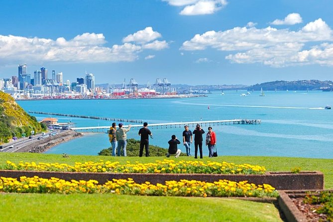 Auckland City Private Tour for Couples. Be Chauffeur Driven With Added Extras. - Additional Services