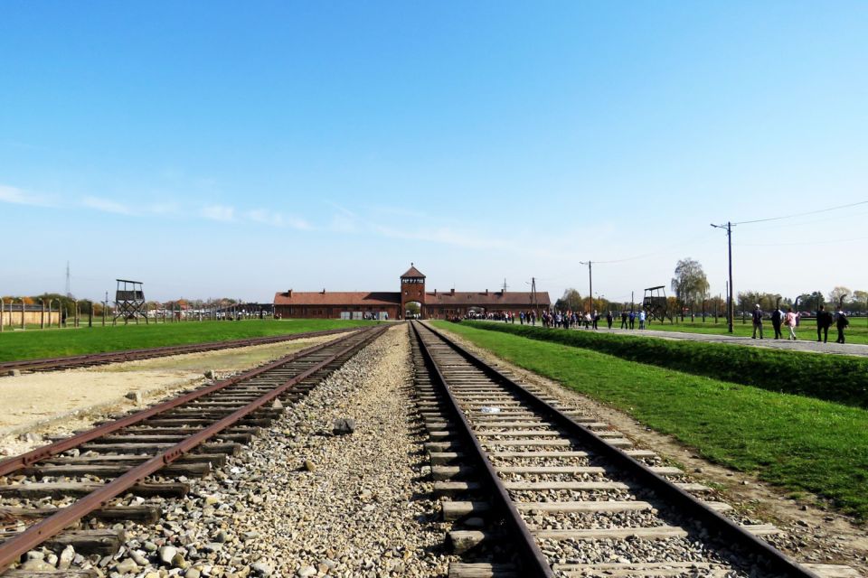 Auschwitz-Birkenau Full-Day Tour From Lodz by Private Car - Directions