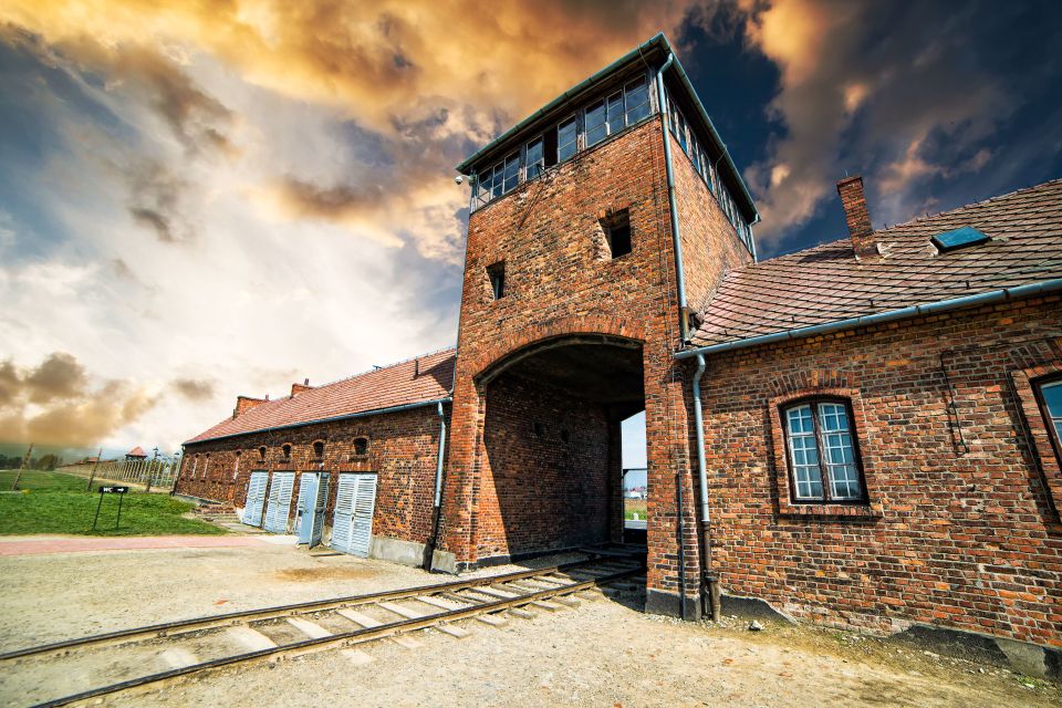 Auschwitz-Birkenau Guided Tour & Transfer From Krakow - Tour Languages and Information Access