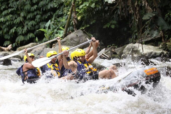 Bali: Ayung River Premium White Water Rafting With Lunch - Customer Reviews