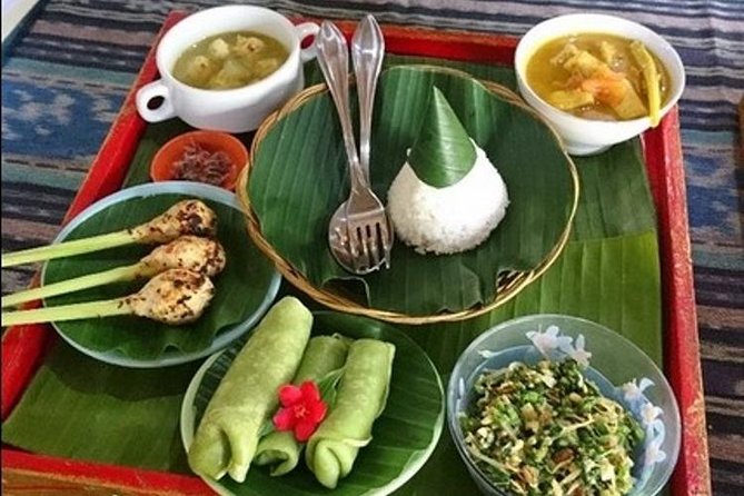 Balinese Cooking Class With Traditional Market Tour - Enjoy Traditional Open Kitchen Lunch
