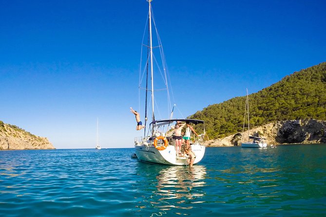 Barcelona Private Sailing Tour for Family and Friends - Cancellation Policy