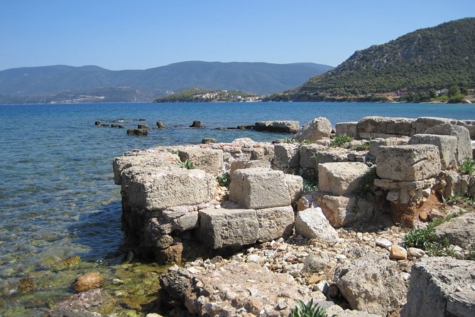 BIBLICAL PRIVATE TOUR St Paul's Footsteps Athens & Corinth 6H - Driver and Guide Insights