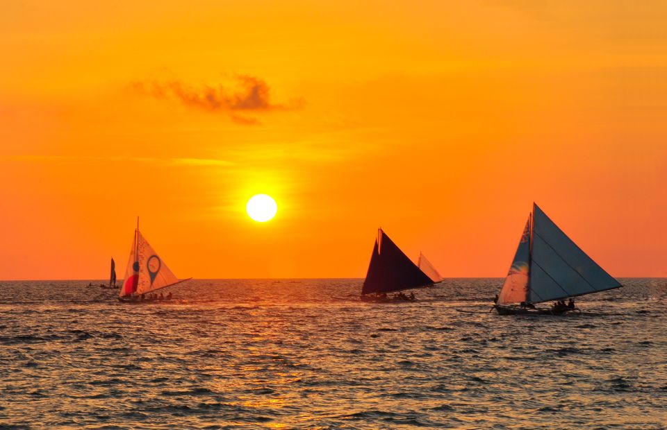 Boracay: Sunset Paraw Sailing Trip With Photos - Sunset Paraw Sailing Photo Gallery